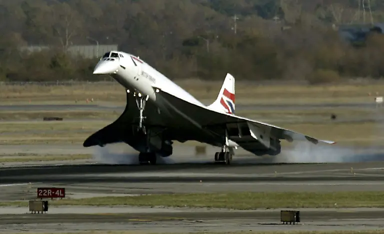 2003-11-11T120000Z-191897978-PBEAHUOMFAZ-RTRMADP-3-CONCORDE
