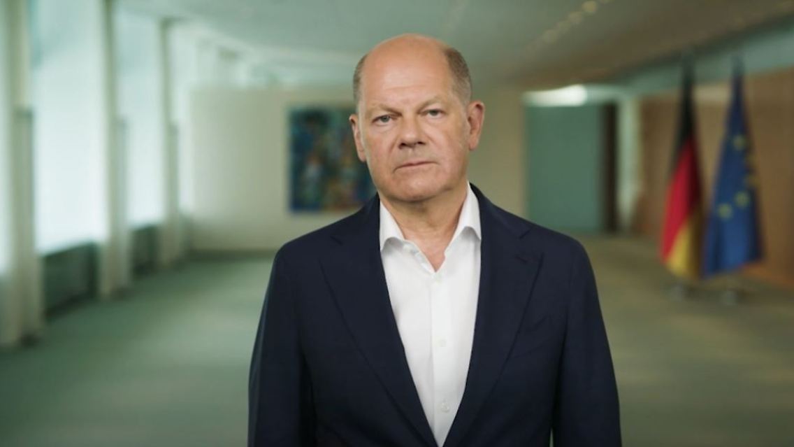 scholz.JPG