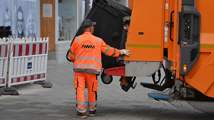 Im Vergleich zum Vorjahr wurden 2022 rund 12,4 Millionen Tonnen weniger Abfall entsorgt.