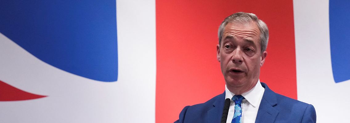 2024-06-03T162133Z_1114197343_RC2S38AYPUDT_RTRMADP_3_BRITAIN-ELECTION-FARAGE.JPG