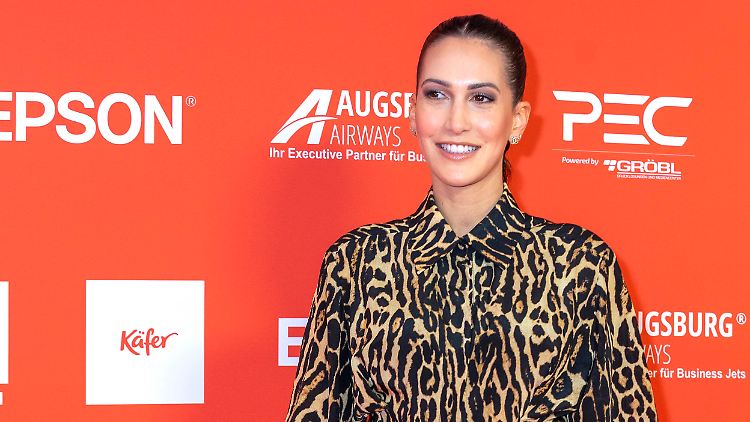 Bekannt ist Clea-Lacy Juhn durch die RTL-Show "Der Bachelor".