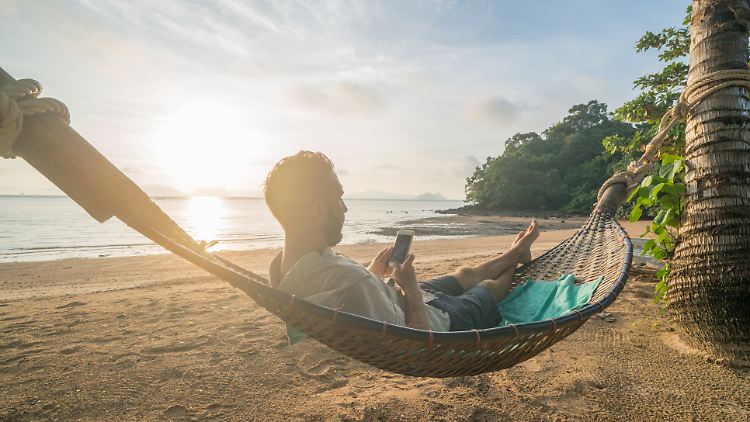 Mit Freenet Travel soll es nun noch einfacher sein, Internet für den Auslandsurlaub zu buchen.