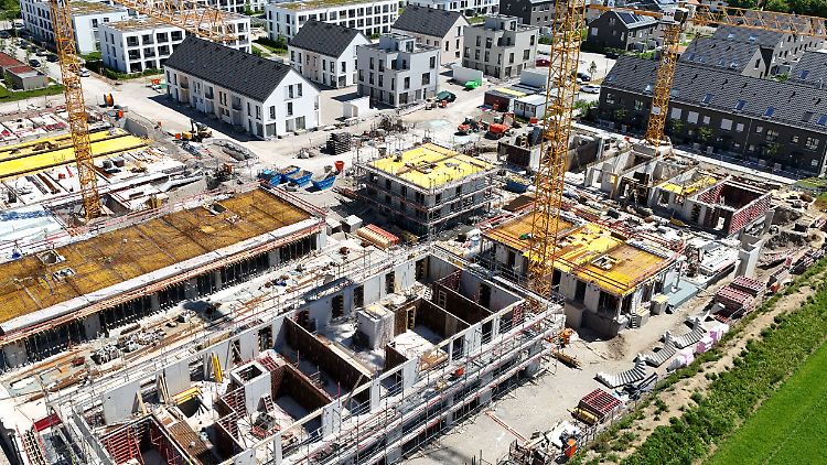 Dieses Jahr könnte die Zahl der fertiggestellten Wohnungen unter 250.000 sinken.