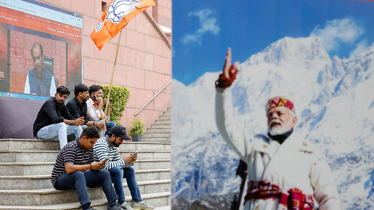 Modi kann möglicherweise mit einer nur noch knappen Mehrheit regieren.