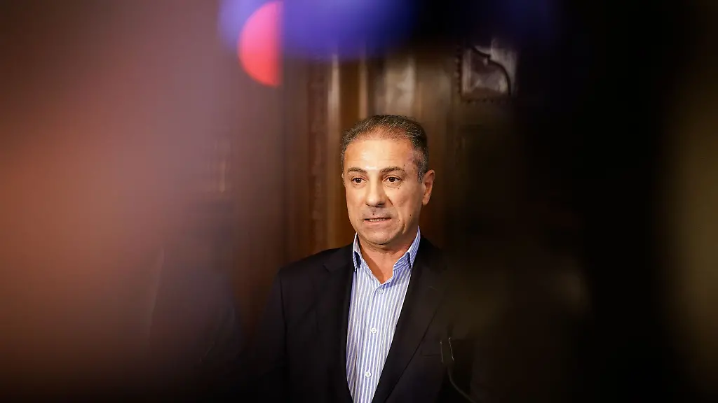 Yazid-Shammout-Vorsitzender-der-palaestinensischen-Gemeinde-in-Hannover-spricht