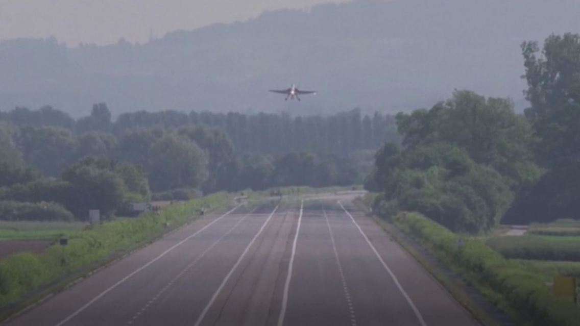 Schweiz_Jets.JPG
