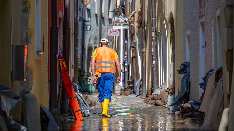 Tiefdruckgebiete, wie sie jetzt in Süddeutschland auftraten, werden aufgrund des Klimawanldes intensiver. 