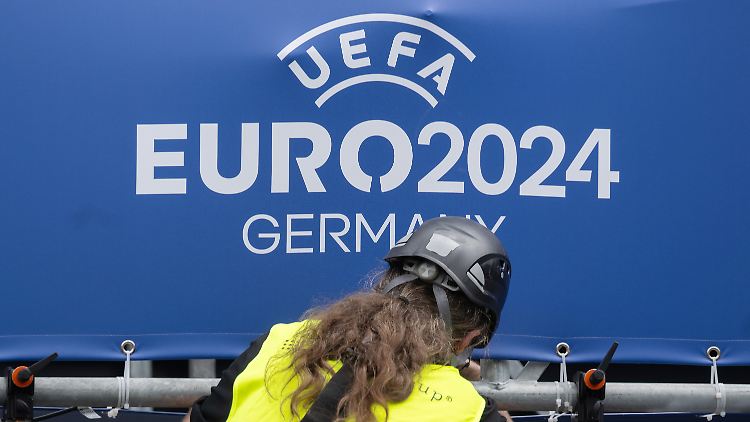 Der mutmaßliche Terrorunterstützer sitzt seit Freitagabend in Untersuchungshaft.​
