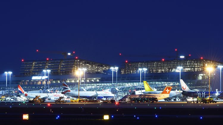 Zu weiteren Beeinträchtigungen des Flugverkehrs kam es durch den Vorfall nicht.