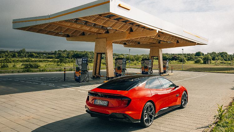 Lotus lädt besonders schnell.