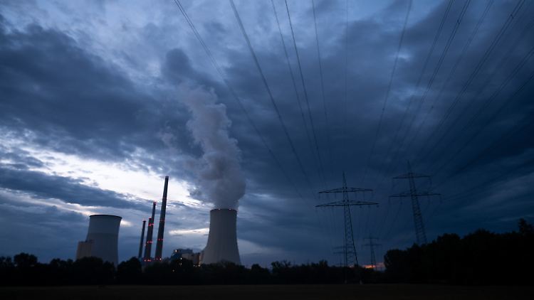 Eine zunehmende Zahl von Insolvenzen, Verlagerungen von Produktionsstätten ins Ausland und Arbeitsplatzabbauprogramme großer Unternehmen verheißen nichts Gutes.