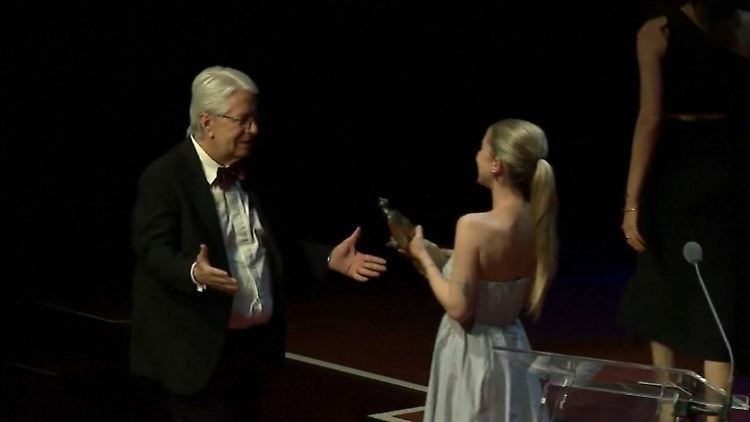 Frank Elstner mit Tochter.jpg