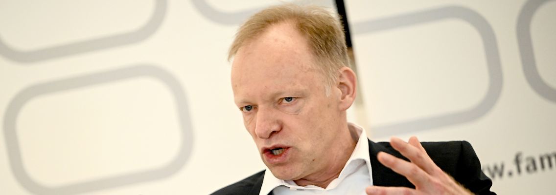 456900919.jpg