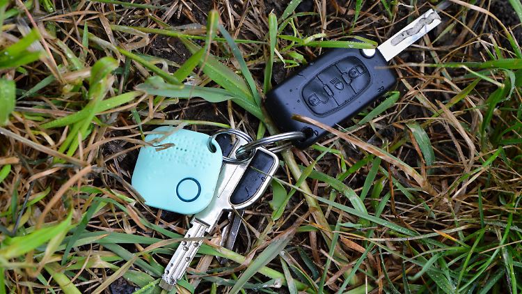 Ein GPS-Tracker findet Schlüssel, Gepäck, Haustiere & Co.