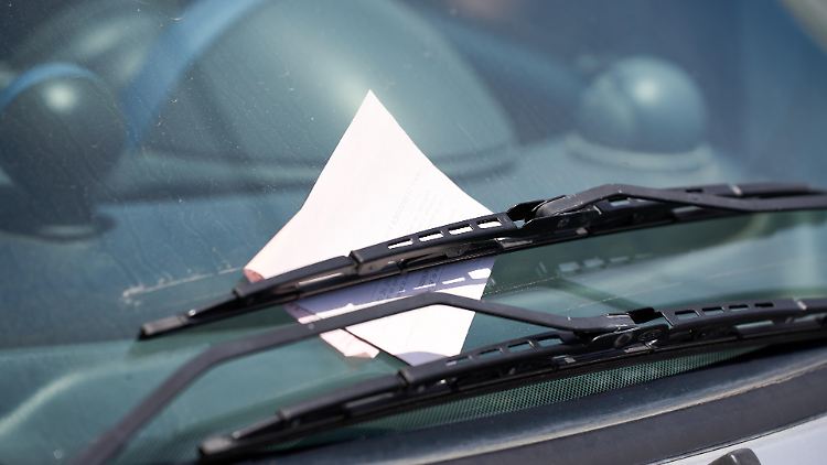 Der Halter des Autos war zu einem Bußgeld von 30 Euro verurteilt worden - und nahm es nicht hin.