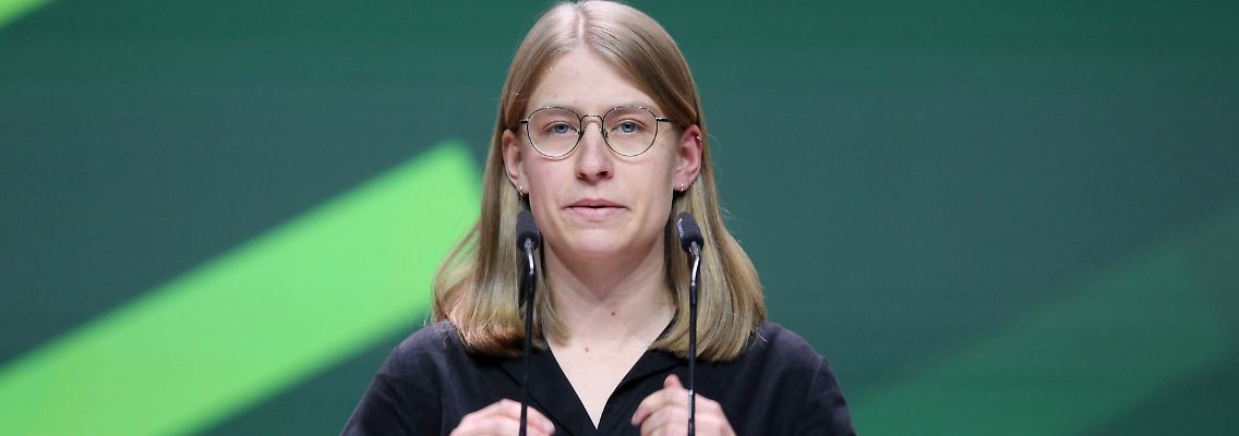 443992024.jpg