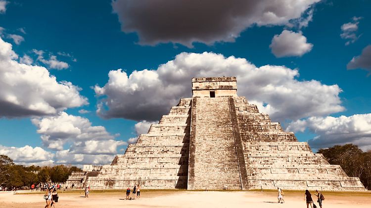 El Castillo, auch als Tempel von Kukulcán bekannt, ist eines der größten Bauwerke von Chichén Itzá.