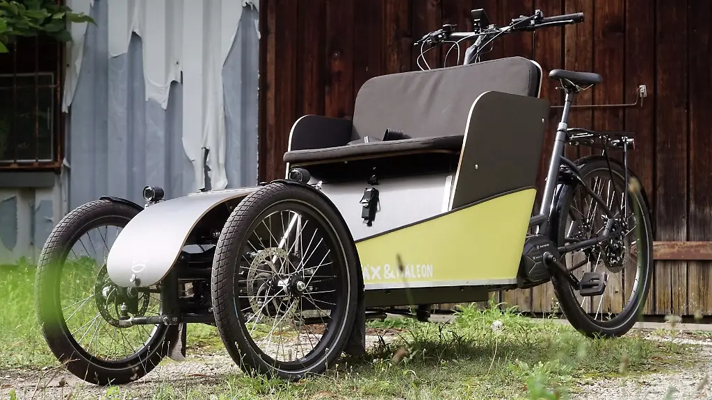 Eine-Erscheinung-der-anderen-Bike-Art-Wer-mit-dem-Passenger-Bike-unterwegs-ist-muss-sich-auf-Blicke-und-Kommentare-gefasst-machen