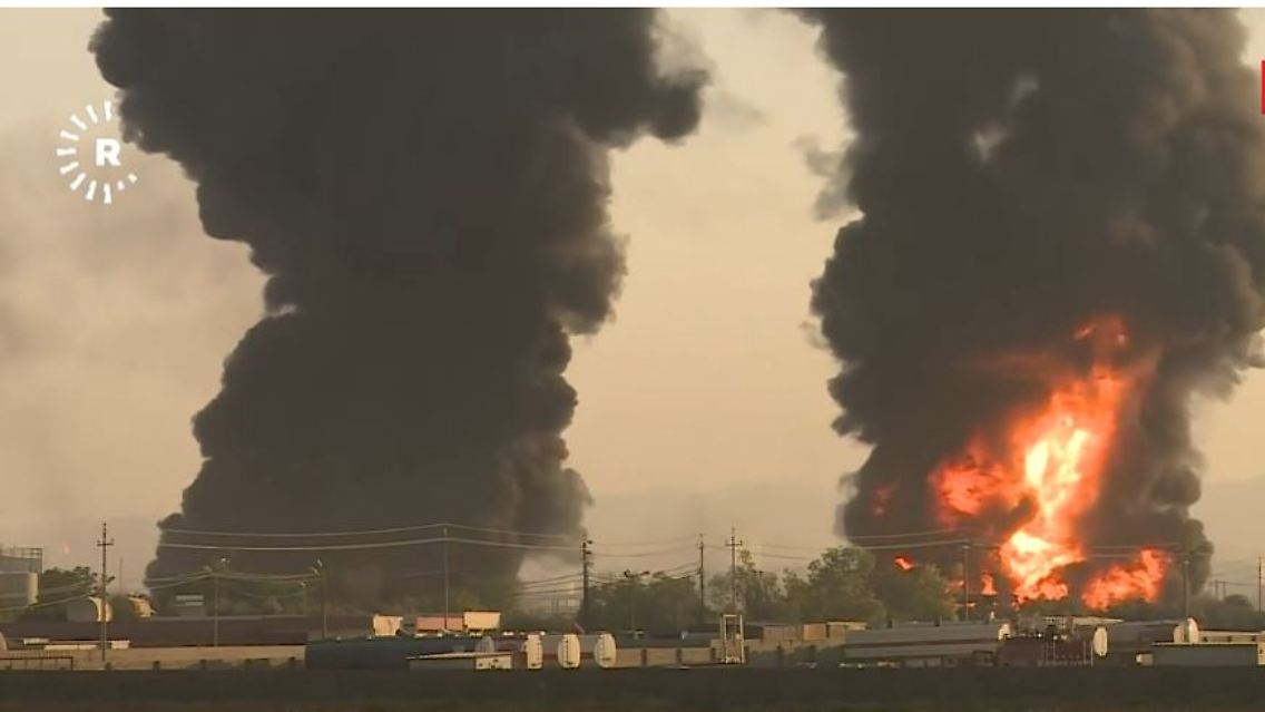 Feuer in Ölraffinerie im Irak.JPG