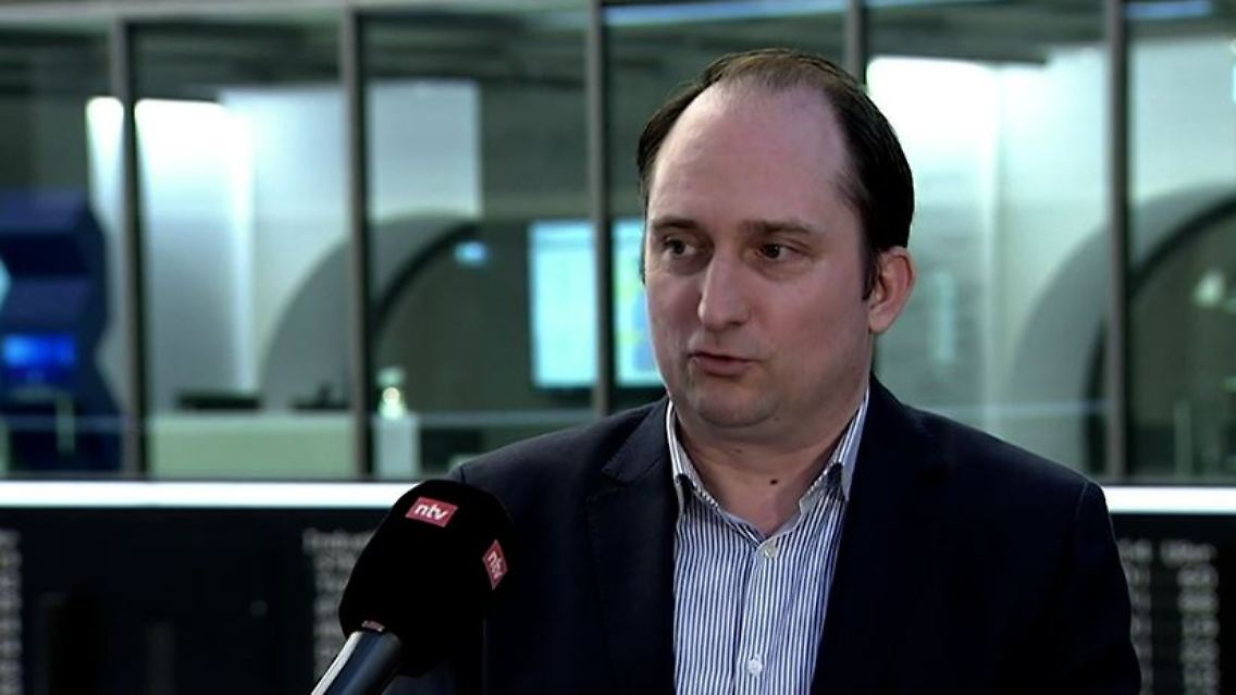 Christian Scherrmann im ntv-Interview.JPG