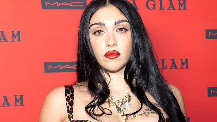 Lourdes Leon ist Model und Musikerin. 