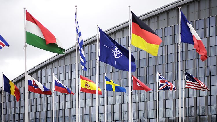 Im neuen Operationsplan der NATO zur Unterstützung der Ukraine spielt Deutschland eine Schlüsselrolle. 