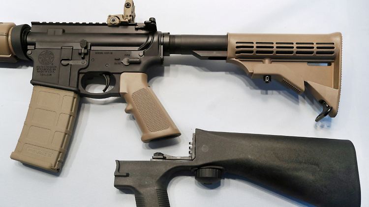 Bump Stocks sind vergleichsweise einfach selbst anzufertigen und werden im Internet für wenig Geld verkauft. 