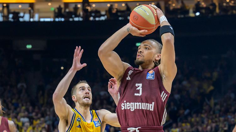 Carsen Edwards zeigt für seine Bayern eine starke Leistung.