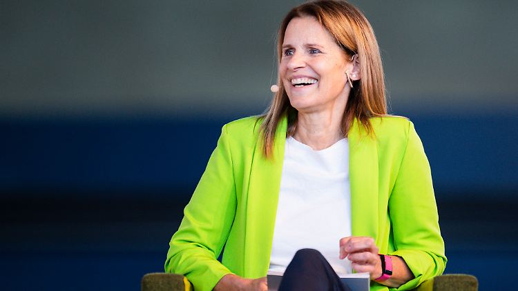 Katrin Müller-Hohenstein ist seit 2006 Sportmoderatorin beim ZDF.