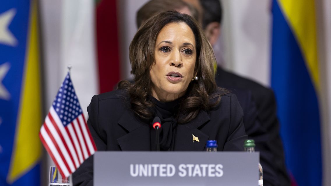 US-Vizepräsidentin Harris spricht während des Gipfels zum Frieden in der Ukraine.