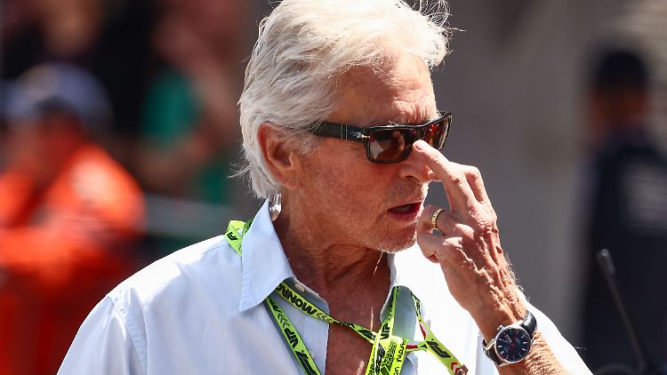 Man hat ihn schon gebrechlicher gesehen - Michael Douglas beim diesjährigen Grandprix von Monaco.