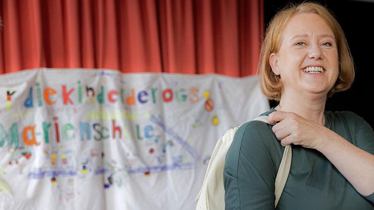 SPD und FDP fordern Familienministerin Paus zum Nacharbeiten auf. 