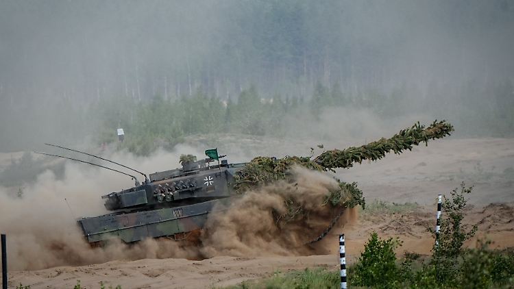 Das aktuelle Modell des Leopard 2 war bereits bei der NATO-Übung Quadriga 2024 im Einsatz,