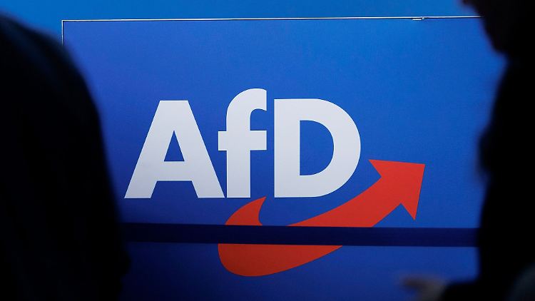 Blick auf das Parteilogo bei einem AfD-Bundesparteitag.
