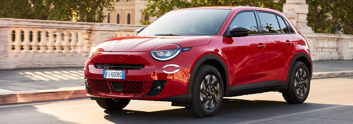 Fiat_600e_RED__1_.jpg