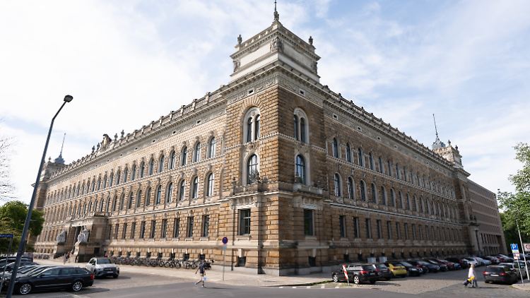 Die Angeklagte bezeichnete sich selbst als Angehörige des Indigenen Volks der Germaniten.
