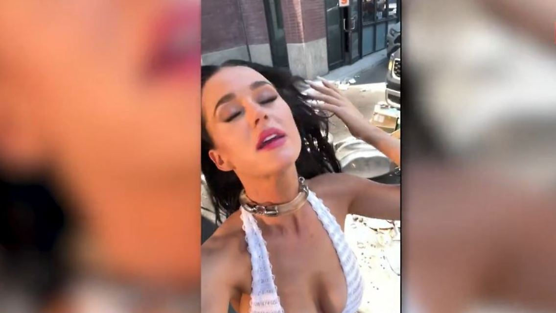 Katy Perry.JPG
