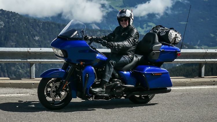 Schwergewicht: Die Harley-Davidson Road Glide Limited wiegt üppige 423 Kilogramm.