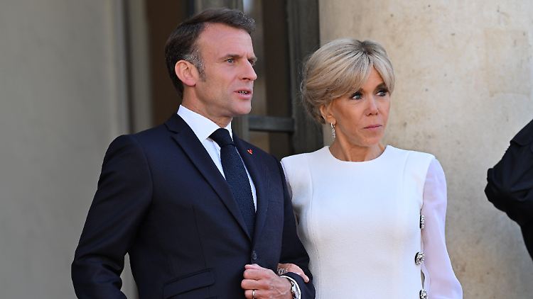 Brigitte und Emmanuel Macron kennen sich bereits, seit der Präsident 15 Jahre alt war.