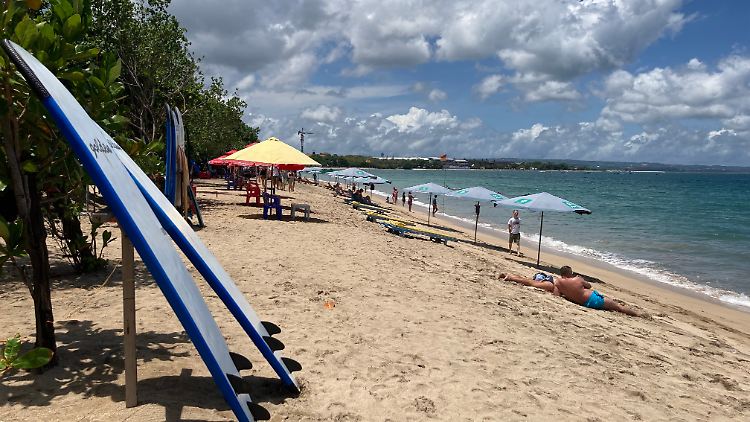 Sonne, Strand und blaues Meer: Bali ist für viele Urlauber ein Ferientraumziel.