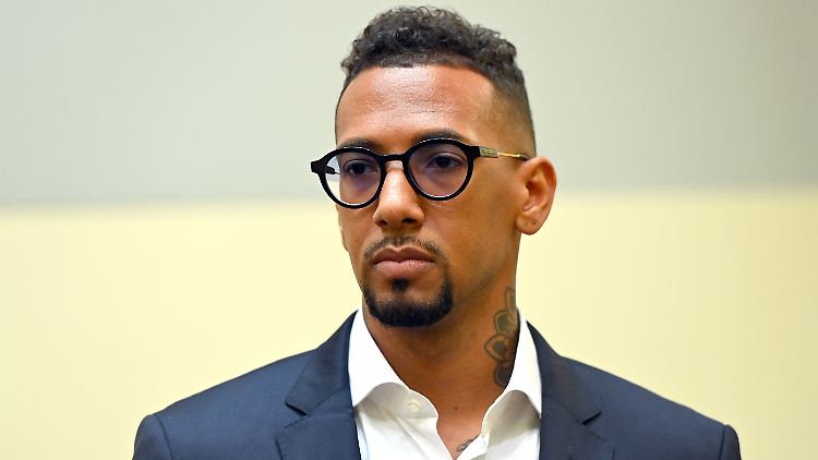Bei Kasia Lenhardts Familie kommt seine Prozessaussage nicht gut an: Jérôme Boateng.