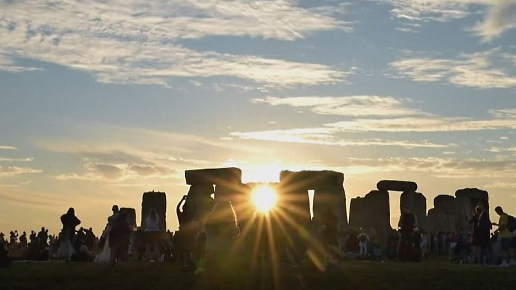 Noch immer ein Phänomen: Sommersonnenwende in Stonehenge.