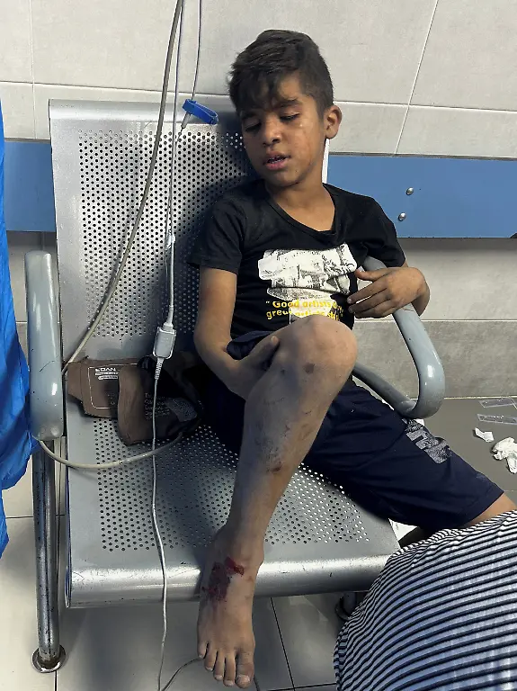 2023-10-11T155256Z-1507861352-RC2FQ3A6CZEX-RTRMADP-3-ISRAEL-PALESTINIANS