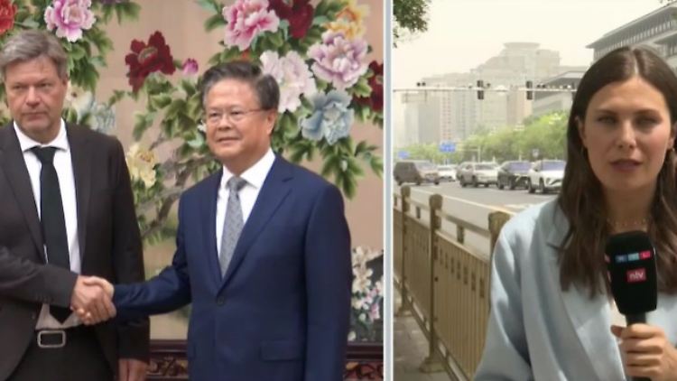 Clara Habeck China.jpg