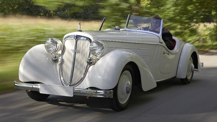 Audi (Zwickau) vs. BMW (München) – der Audi Front 225 Roadster genoss in den 1930er Jahren Kultstatus.
