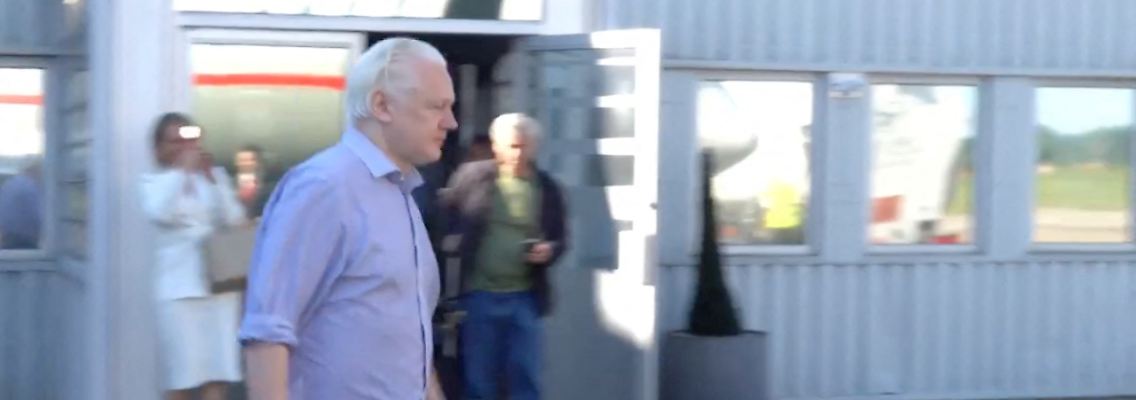 2024-06-25T010443Z_1940829769_RC21I8ASXORO_RTRMADP_3_USA-ASSANGE.JPG