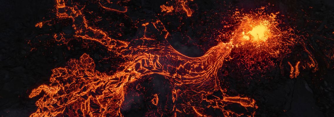 grindavik lava.jpg
