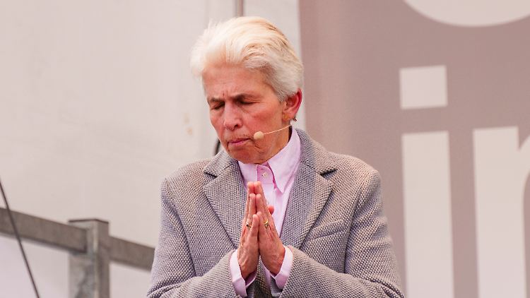 Bei welcher Politikerin Strack-Zimmermann "die Pimpernellen" bekommt, erklärt sie bei Lanz.