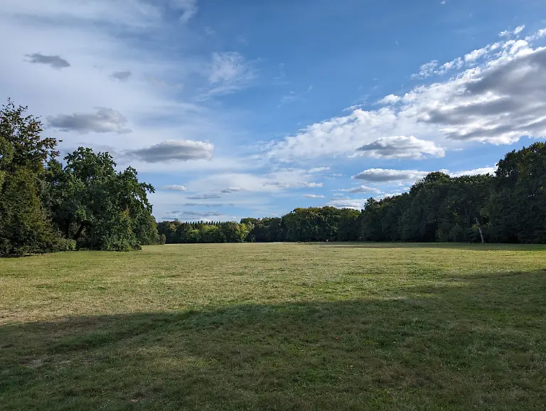 PXL-20231008-131157038-2