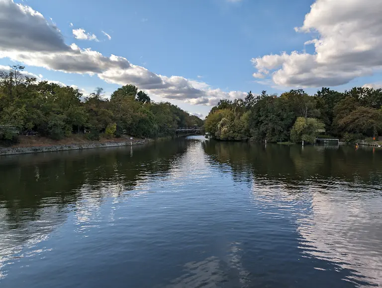 PXL-20231008-134556748